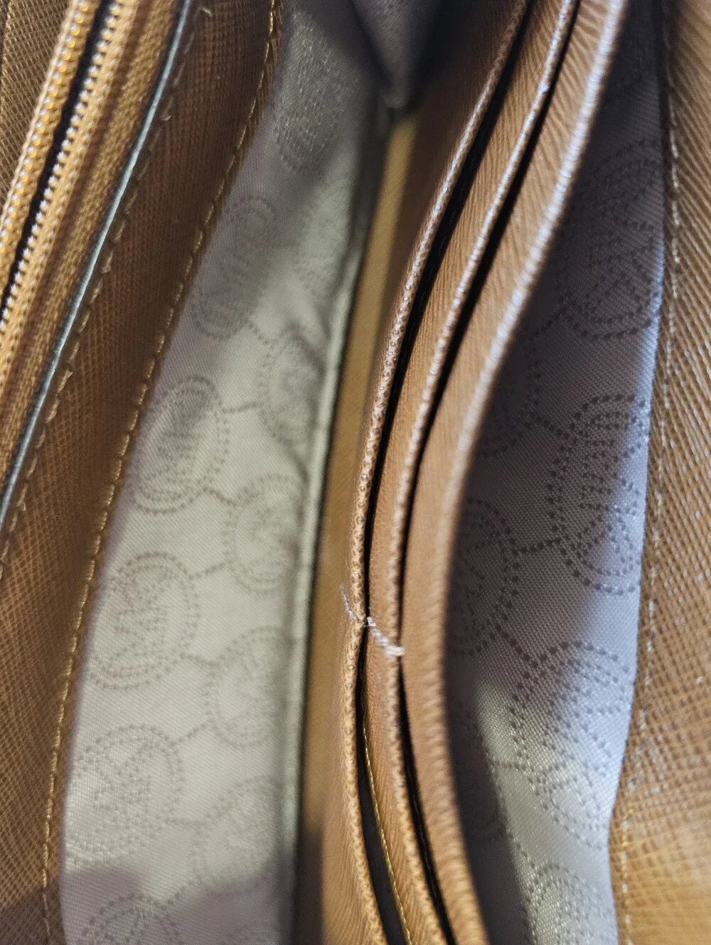 Michael Kors Jet Set Saffiano Wallet